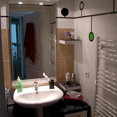 Duplex - 2 Bedrooms - Pere Lachaise - 20e ! Apartamento Paris